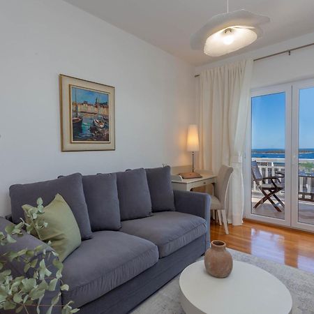 Tia Hvar Top View Apartment ฮวาร์ ภายนอก รูปภาพ